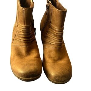 Women’s Keen Zurich Ankle Wedge Boots. Sz 7.5